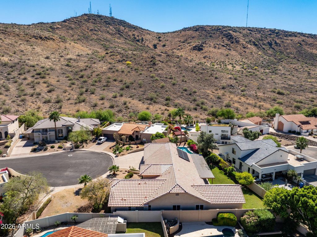 Image 38 of property listing at 12802 N 8TH Avenue, Phoenix, AZ 85029