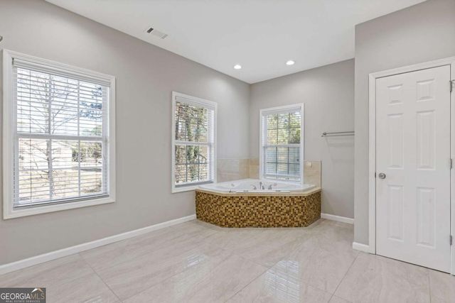 5737 Williamsburg Drive, Norcross, GA 30093