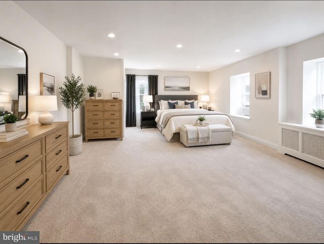 7031 LINCOLN DR, Philadelphia, PA 19119