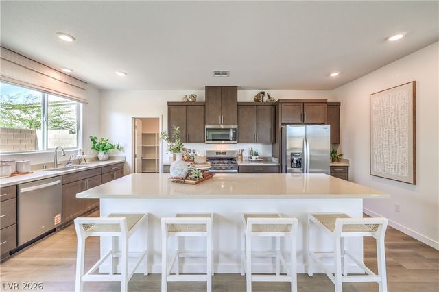 6016 Bamboo Breeze Way, North Las Vegas, NV 89081