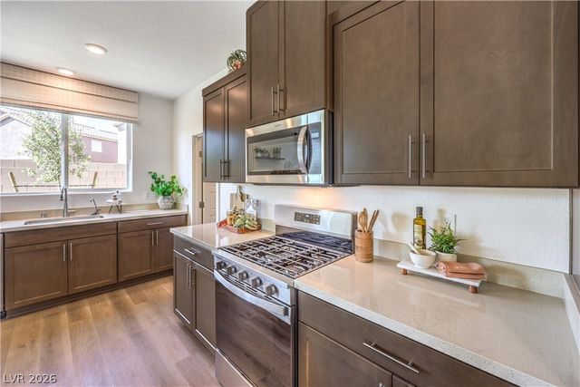 6016 Bamboo Breeze Way, North Las Vegas, NV 89081