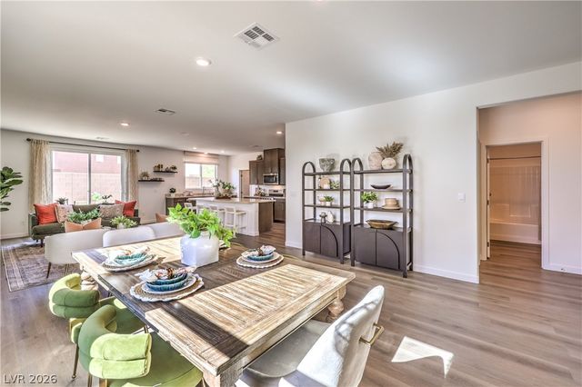 6016 Bamboo Breeze Way, North Las Vegas, NV 89081