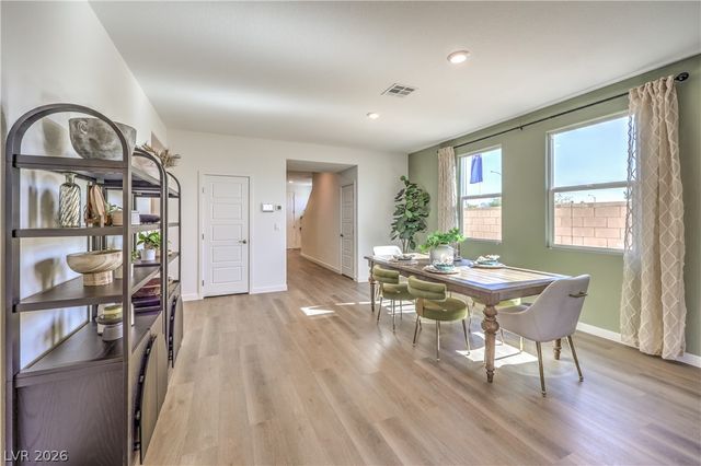 6016 Bamboo Breeze Way, North Las Vegas, NV 89081