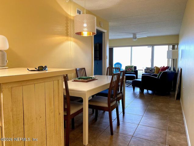 10 N 11TH Avenue N 102, Jacksonville Beach, FL 32250