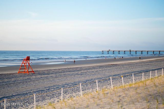 10 N 11TH Avenue N 102, Jacksonville Beach, FL 32250