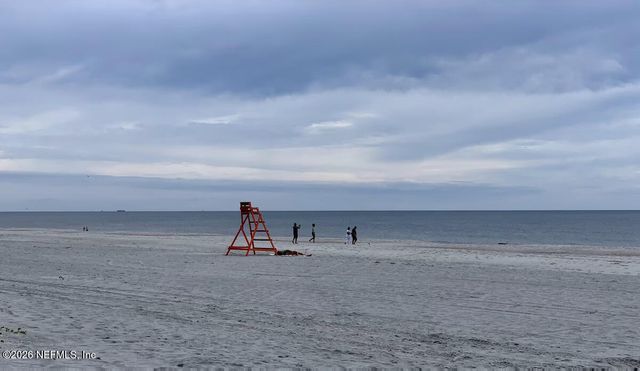 10 N 11TH Avenue N 102, Jacksonville Beach, FL 32250