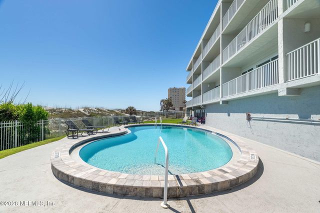 10 N 11TH Avenue N 102, Jacksonville Beach, FL 32250