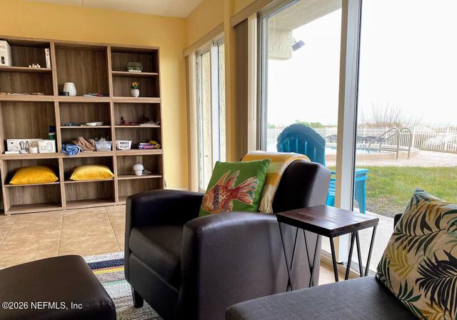 10 N 11TH Avenue N 102, Jacksonville Beach, FL 32250