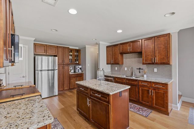 1308 RIVER RIDGE DR, Collierville, TN 38017