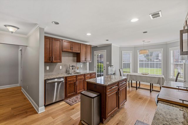1308 RIVER RIDGE DR, Collierville, TN 38017