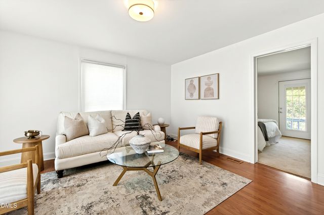 913 Washington Street, Durham, NC 27701