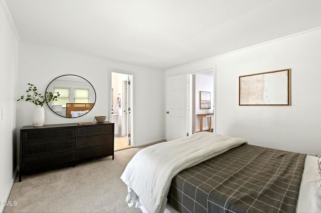 913 Washington Street, Durham, NC 27701