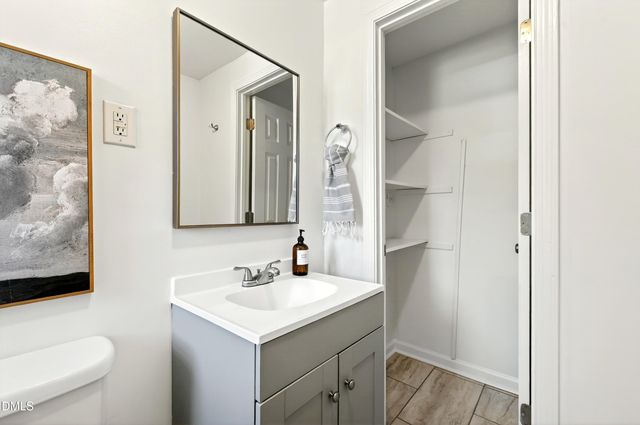 913 Washington Street, Durham, NC 27701