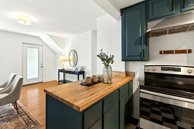 913 Washington Street, Durham, NC 27701