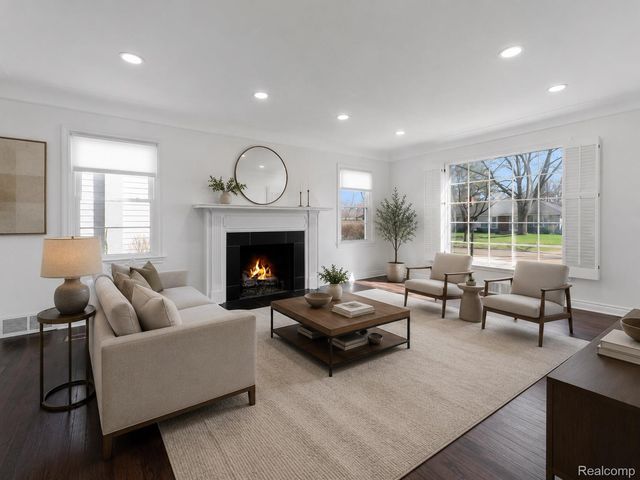 4312 Samoset Road, Royal Oak, MI 48073