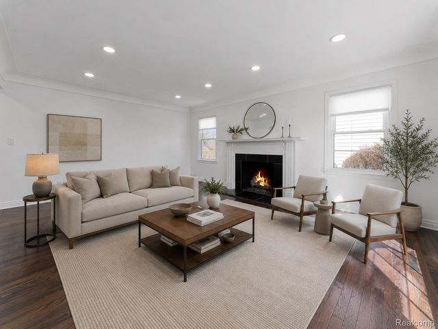 4312 Samoset Road, Royal Oak, MI 48073