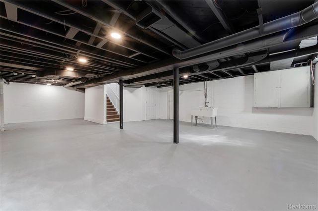 4312 Samoset Road, Royal Oak, MI 48073