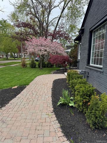 4312 Samoset Road, Royal Oak, MI 48073