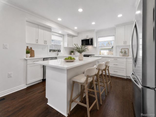 4312 Samoset Road, Royal Oak, MI 48073