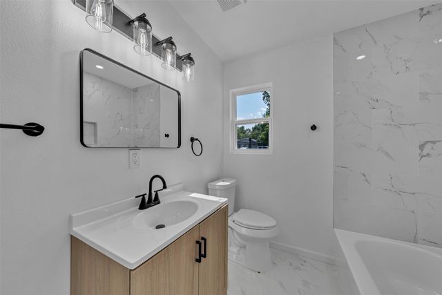 408 Simmons Drive, Hurst, TX 76053