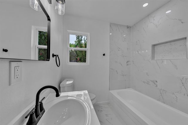 408 Simmons Drive, Hurst, TX 76053