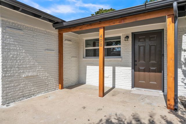 408 Simmons Drive, Hurst, TX 76053
