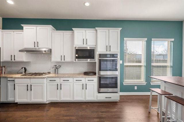 3022 Tranquility Lake Estates Boulevard, Pearland, TX 77584