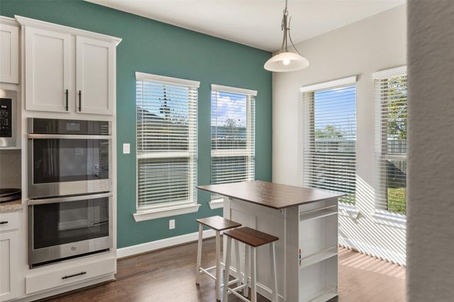 3022 Tranquility Lake Estates Boulevard, Pearland, TX 77584