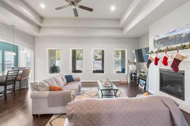 3022 Tranquility Lake Estates Boulevard, Pearland, TX 77584