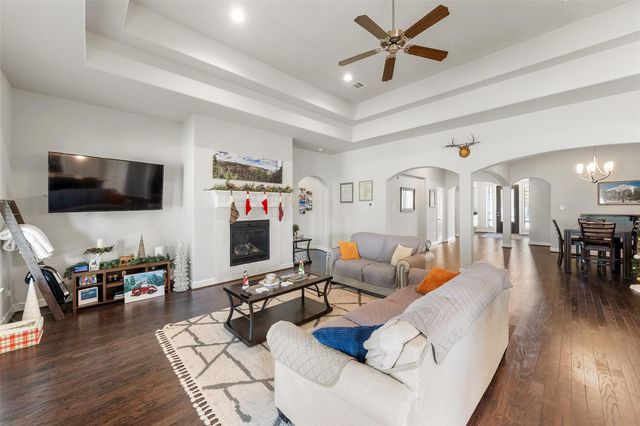 3022 Tranquility Lake Estates Boulevard, Pearland, TX 77584