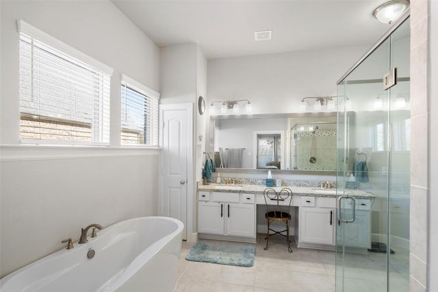 3022 Tranquility Lake Estates Boulevard, Pearland, TX 77584