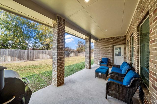 3022 Tranquility Lake Estates Boulevard, Pearland, TX 77584