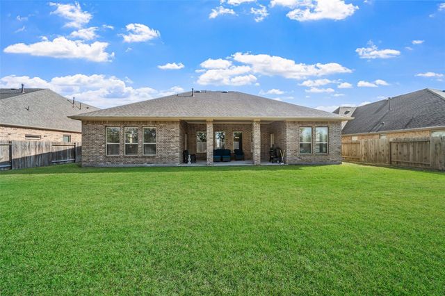 3022 Tranquility Lake Estates Boulevard, Pearland, TX 77584