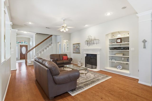 608 Crestbrook Drive, Flower Mound, TX 75028