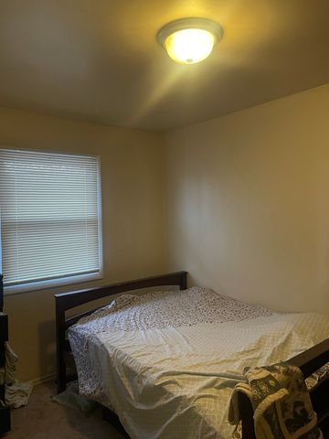 17720 Central Park Avenue, Country Club Hills, IL 60478