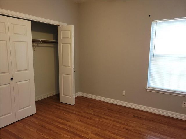 1501 Prather ST, Taylor, TX 76574