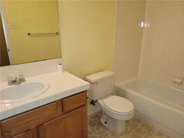 1501 Prather ST, Taylor, TX 76574