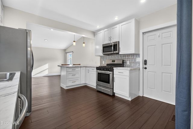 17 Murdock Avenue, Glens Falls, NY 12801