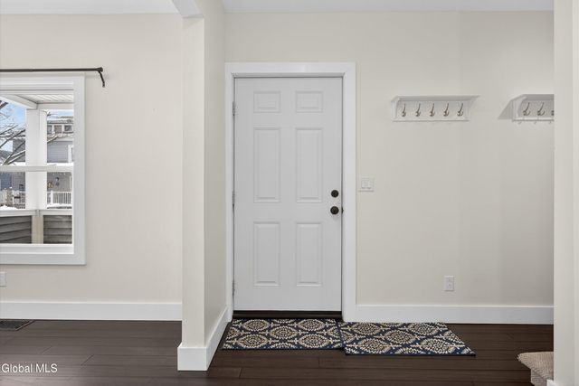 17 Murdock Avenue, Glens Falls, NY 12801