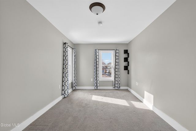 17 Murdock Avenue, Glens Falls, NY 12801