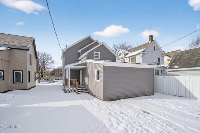 17 Murdock Avenue, Glens Falls, NY 12801