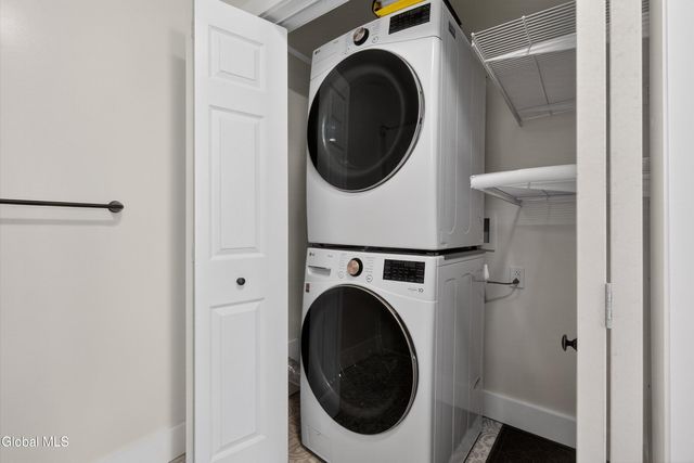 17 Murdock Avenue, Glens Falls, NY 12801