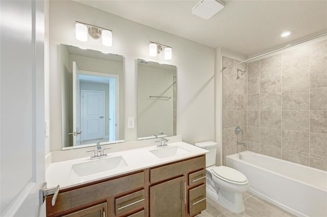 12435 AMBER CREEK CIRCLE, Bradenton, FL 34211