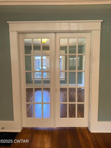 425 Arlington Ave, Jackson, TN 38301