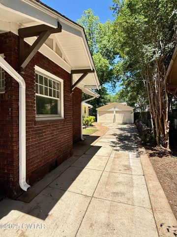 425 Arlington Ave, Jackson, TN 38301