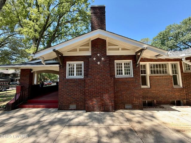 425 Arlington Ave, Jackson, TN 38301