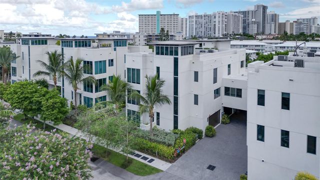 244 Garden Ct 244, Lauderdale By The Sea, FL 33308