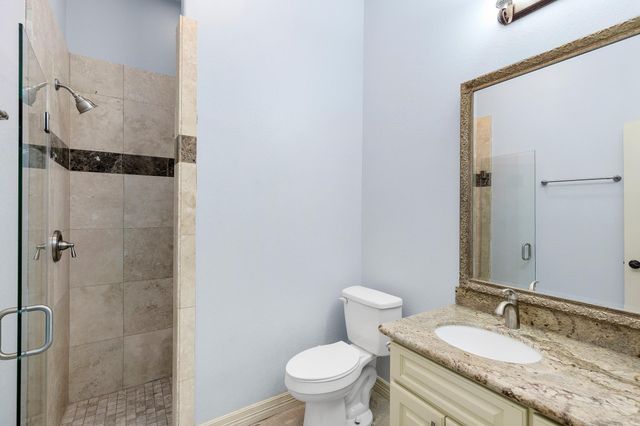 2041 Oak View Meadows, Huffman, TX 77336