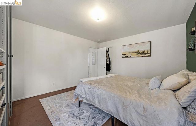 220 Perkins Ave, Vallejo, CA 94590
