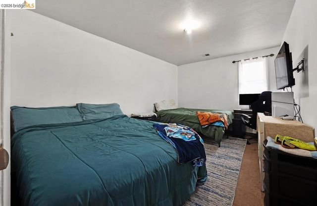 220 Perkins Ave, Vallejo, CA 94590